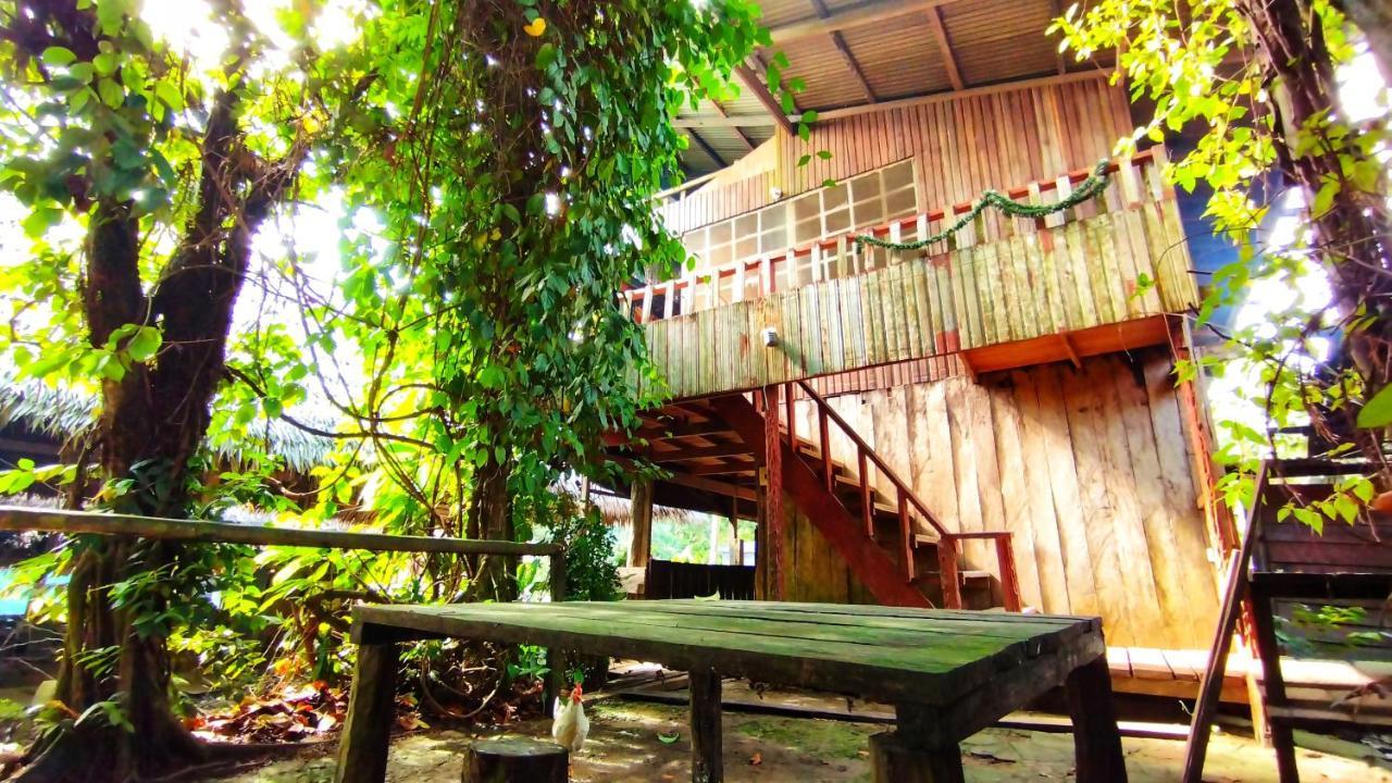 Hospedaje Y Tours Reina Arriera Amazonas Colombia Macedonia Buitenkant foto