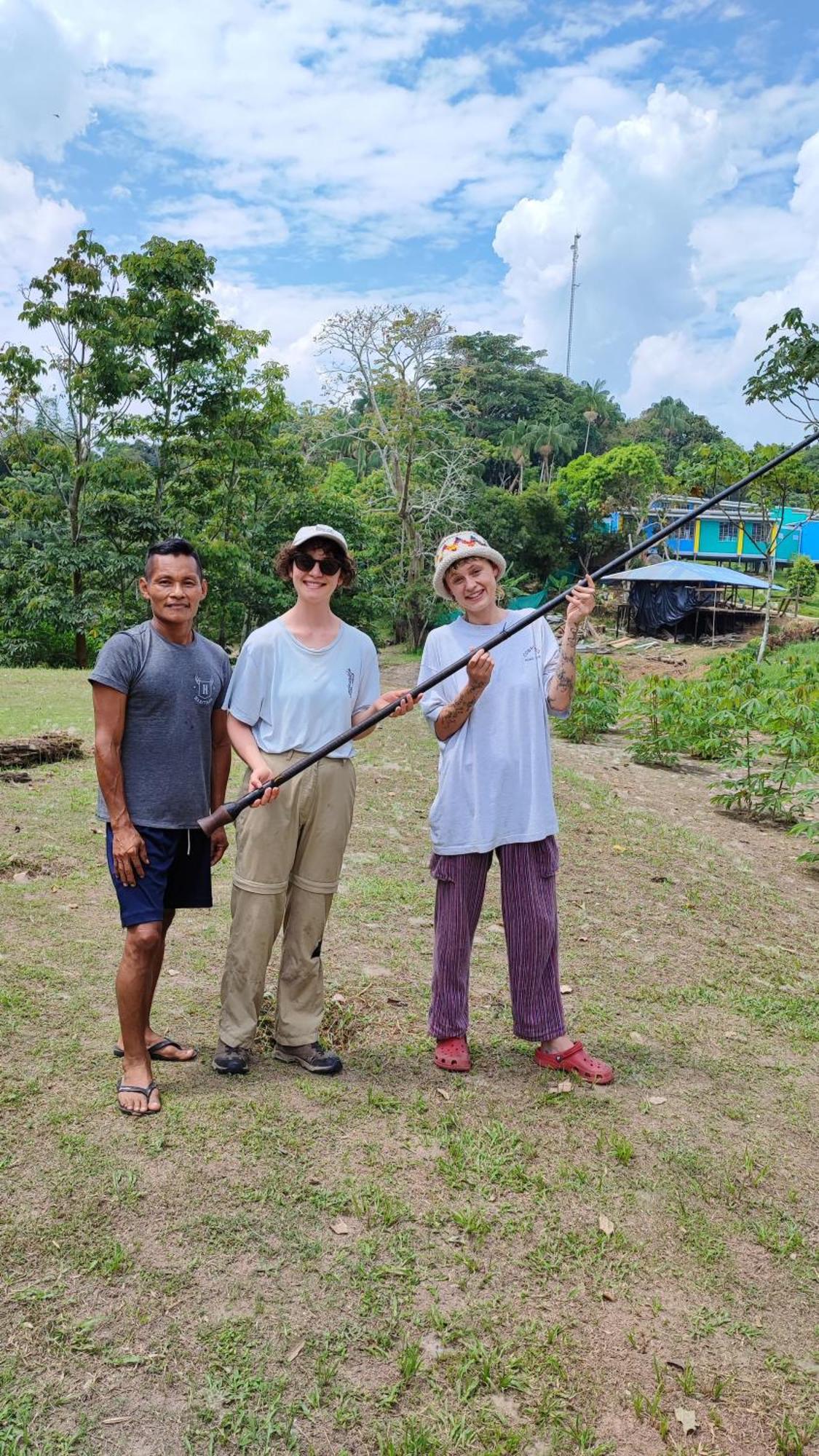 Hospedaje Y Tours Reina Arriera Amazonas Colombia Macedonia Buitenkant foto